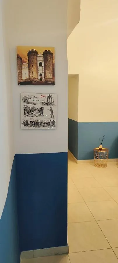 Bed and Breakfast Domus Luigi Leone Неаполь 0*,  Италия