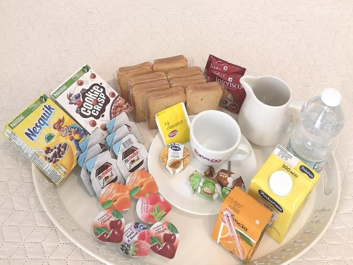 Bed and Breakfast Domus Luigi Leone Неаполь Отель типа 