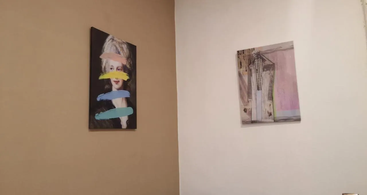Bed and Breakfast Domus Luigi Leone Неаполь Отель типа 